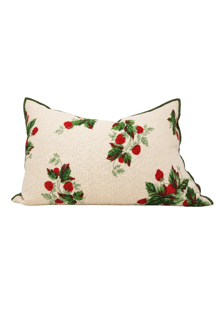 Pillow Wabi Strawberries 16x24