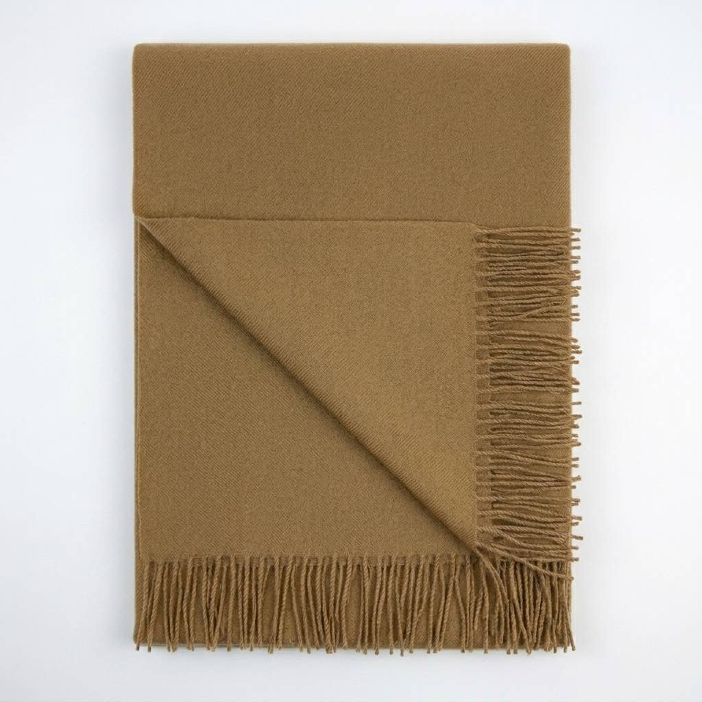 Alpaca Throw Honey