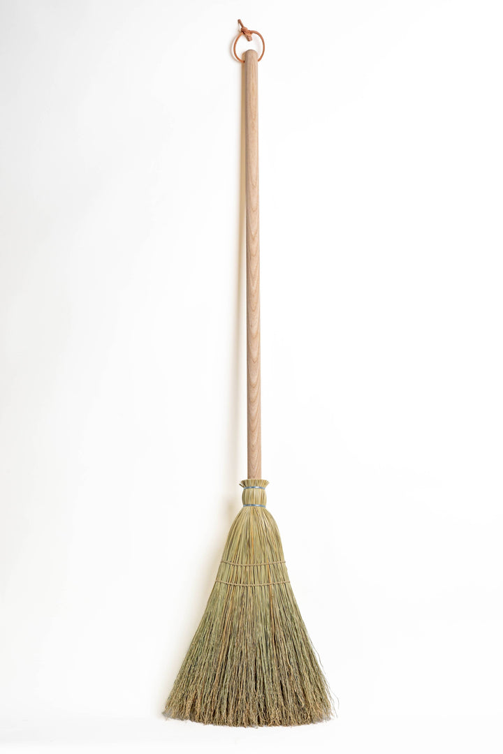 Broom Large