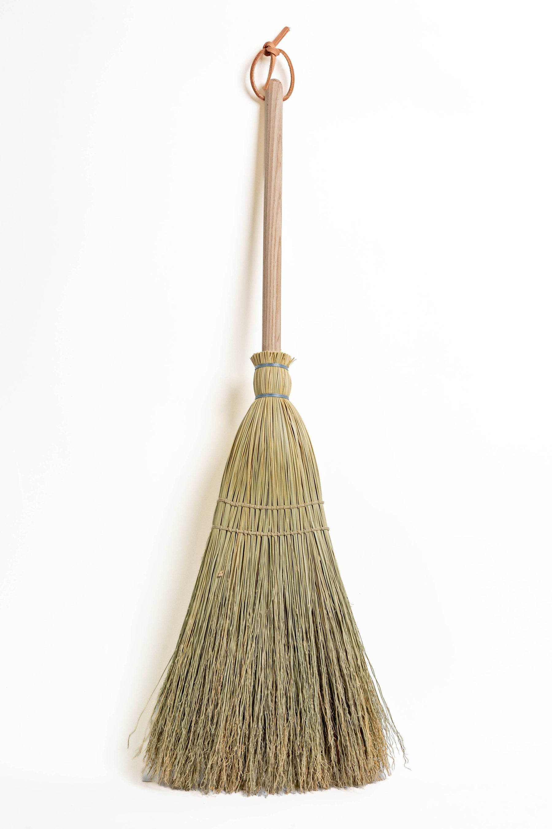 Broom Small