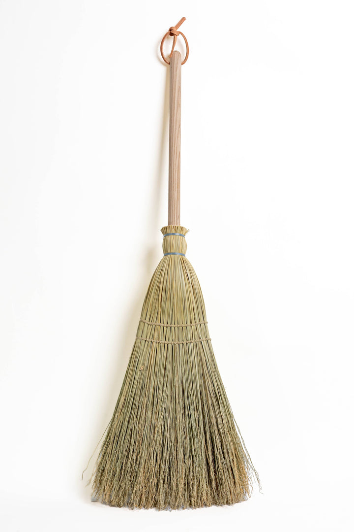 Broom Small