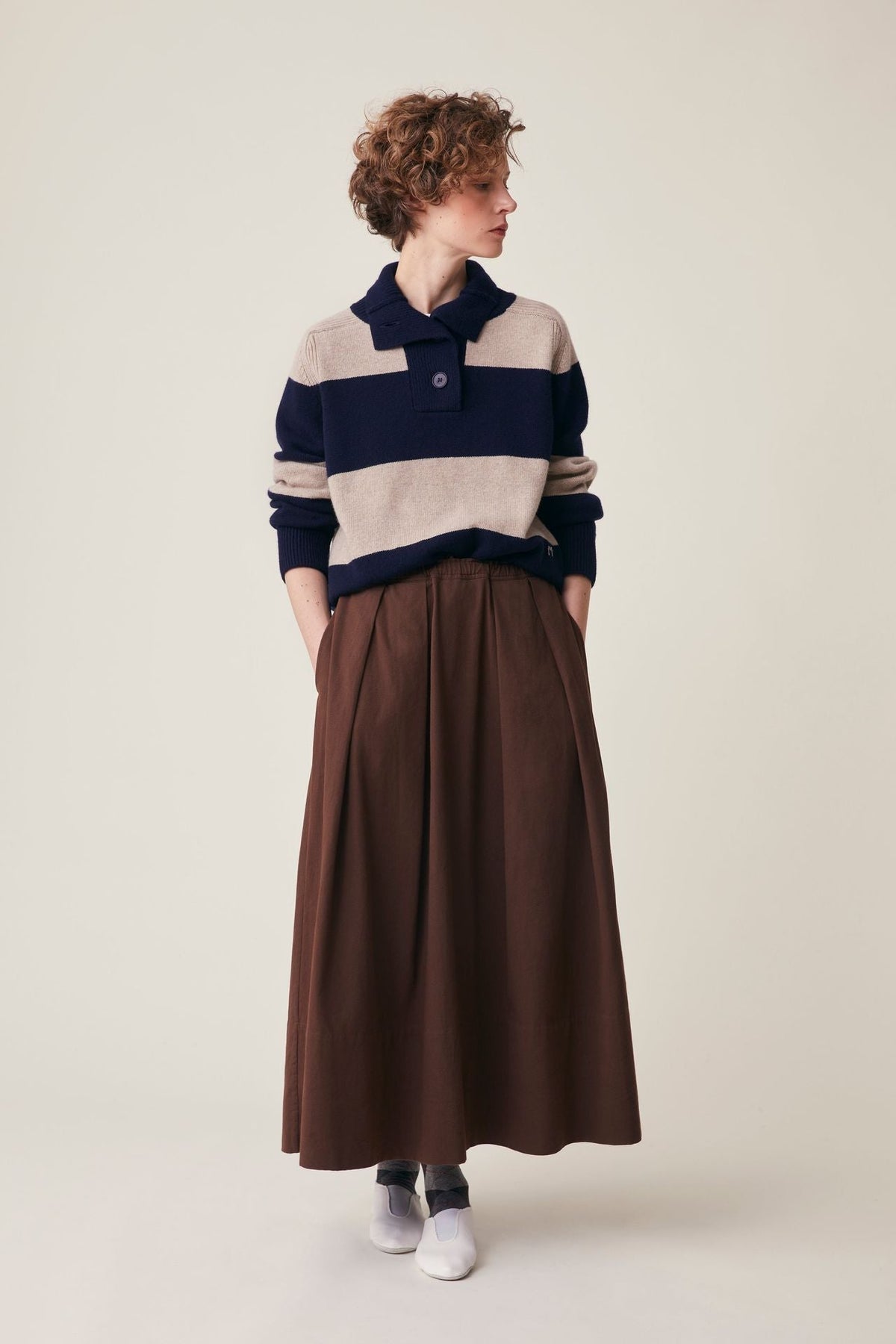 Skirt Paule No. 836 - Mask