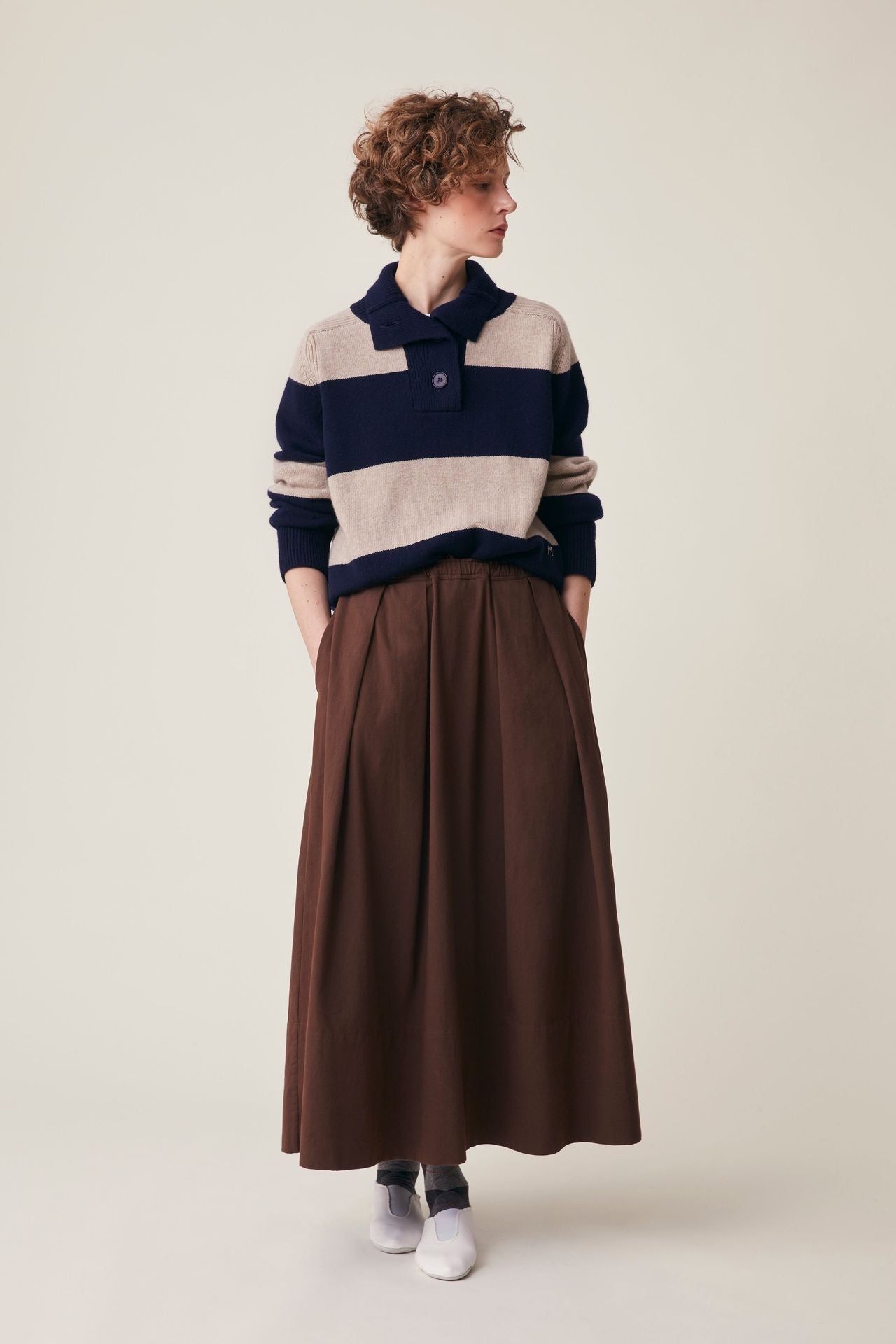 Skirt Paule No. 836 - Mask