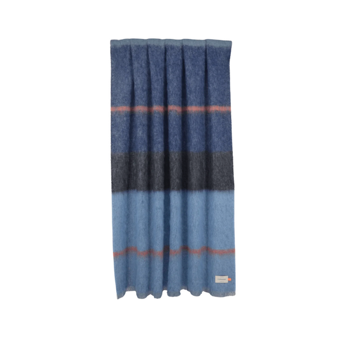 Throw Boher Azure
