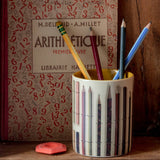 Roomy Cup Vintage Pencils