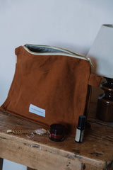 Toiletry Bag in Caramel Brown