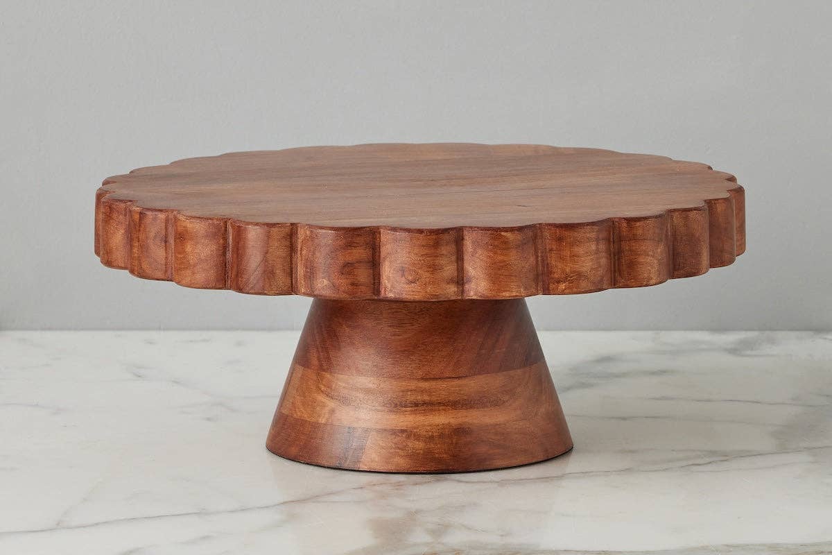 Scalloped Cake Stand