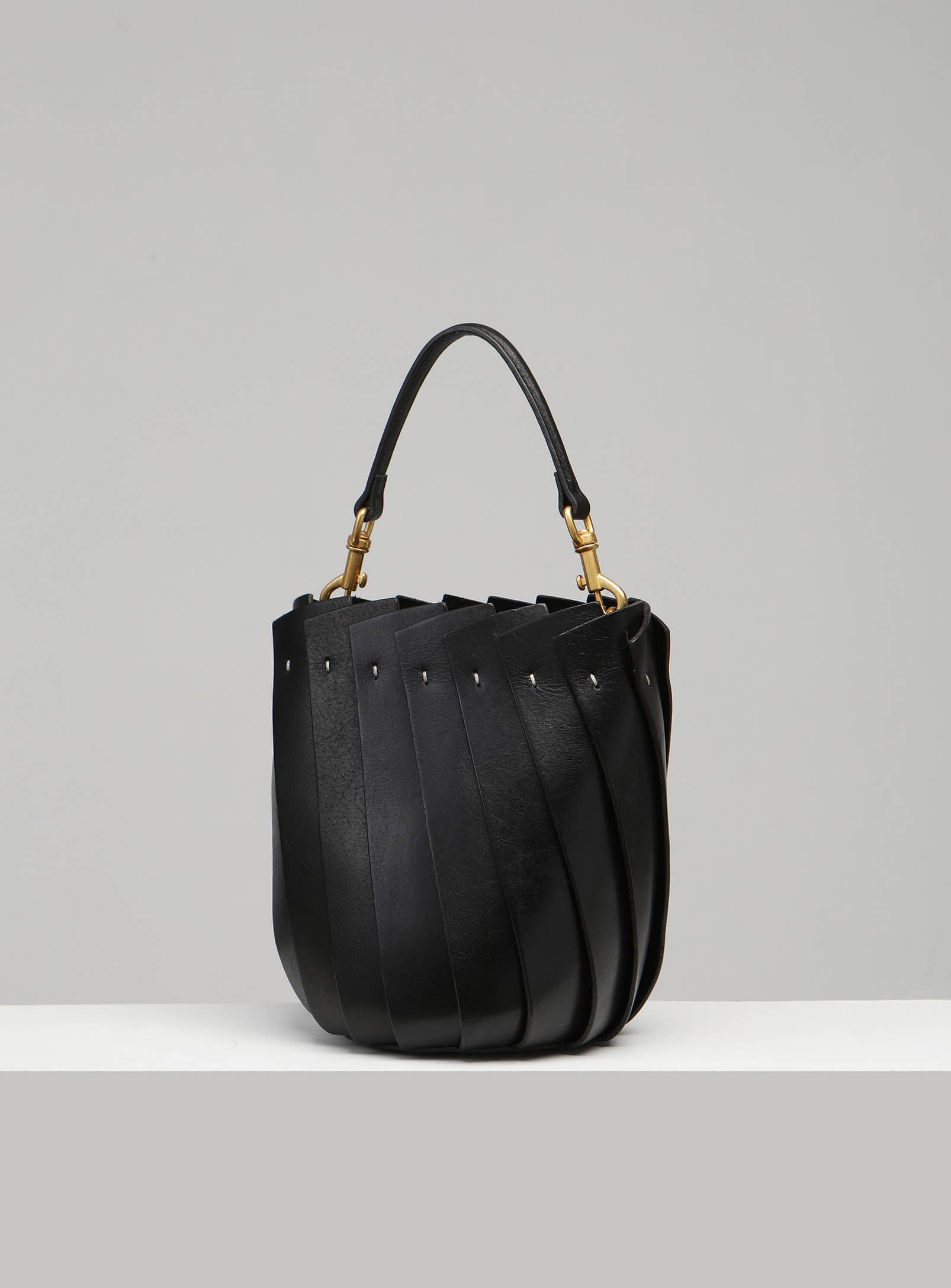 Bloom Bucket Tote - Black