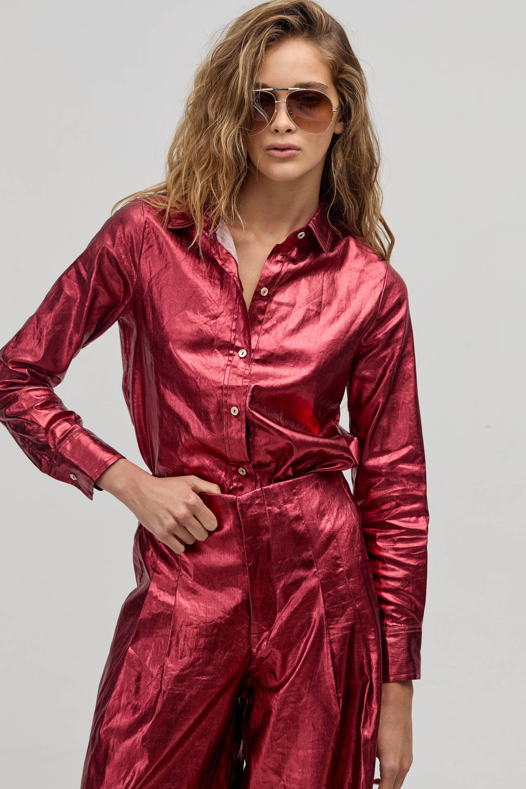 Shirt Metallic Linen Cherry Red