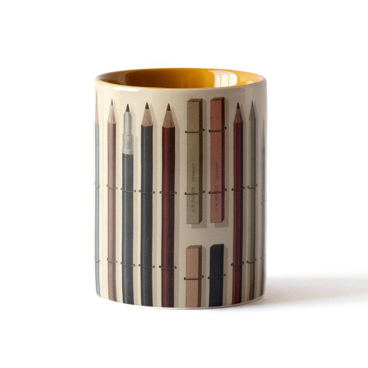 Roomy Cup Vintage Pencils