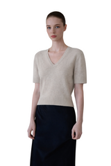 Eira V-Neck in Oatmeal